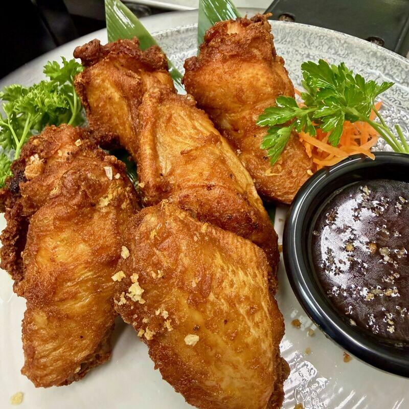 Chicken wings  (6pcs)