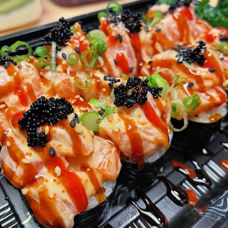 Futo spicy Salmon