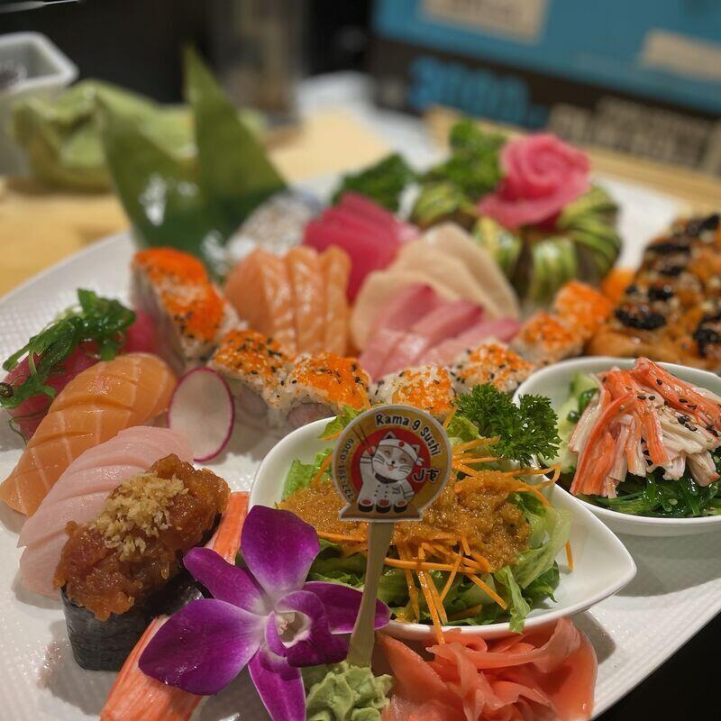GRAND Sushi & Sashimi Platter