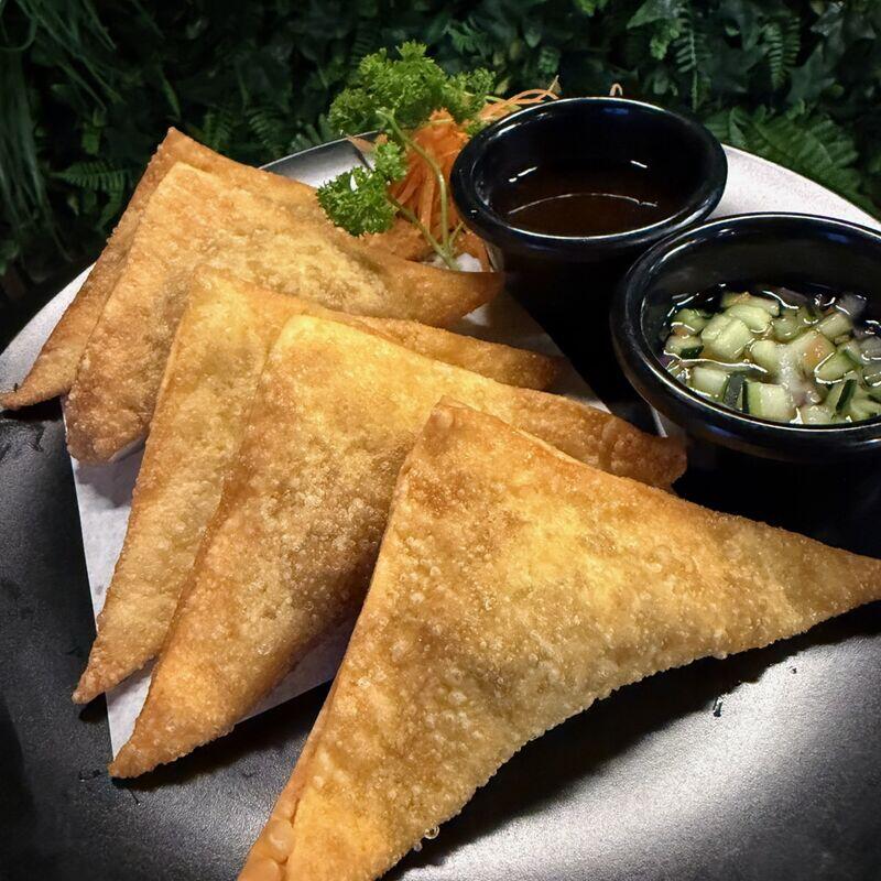 Curry Puffs (5 pcs)