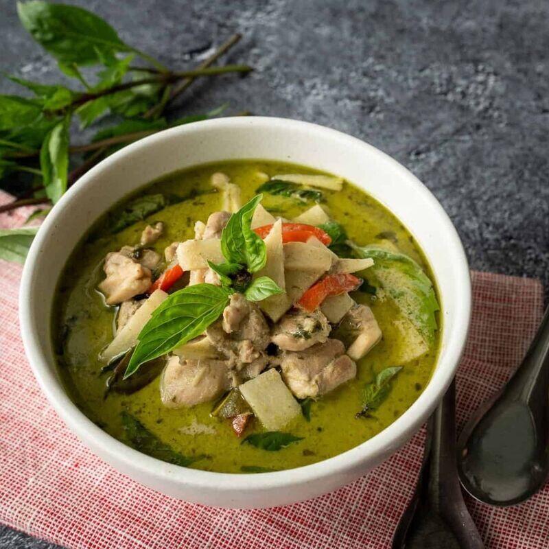 (L) Green curry (GF)